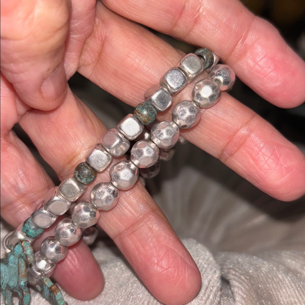 Source Unknown Silver And Green Charm Bracelet - image 6